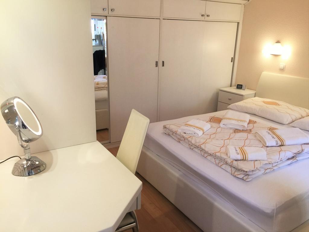 Apartment Eva 扎达尔 外观 照片